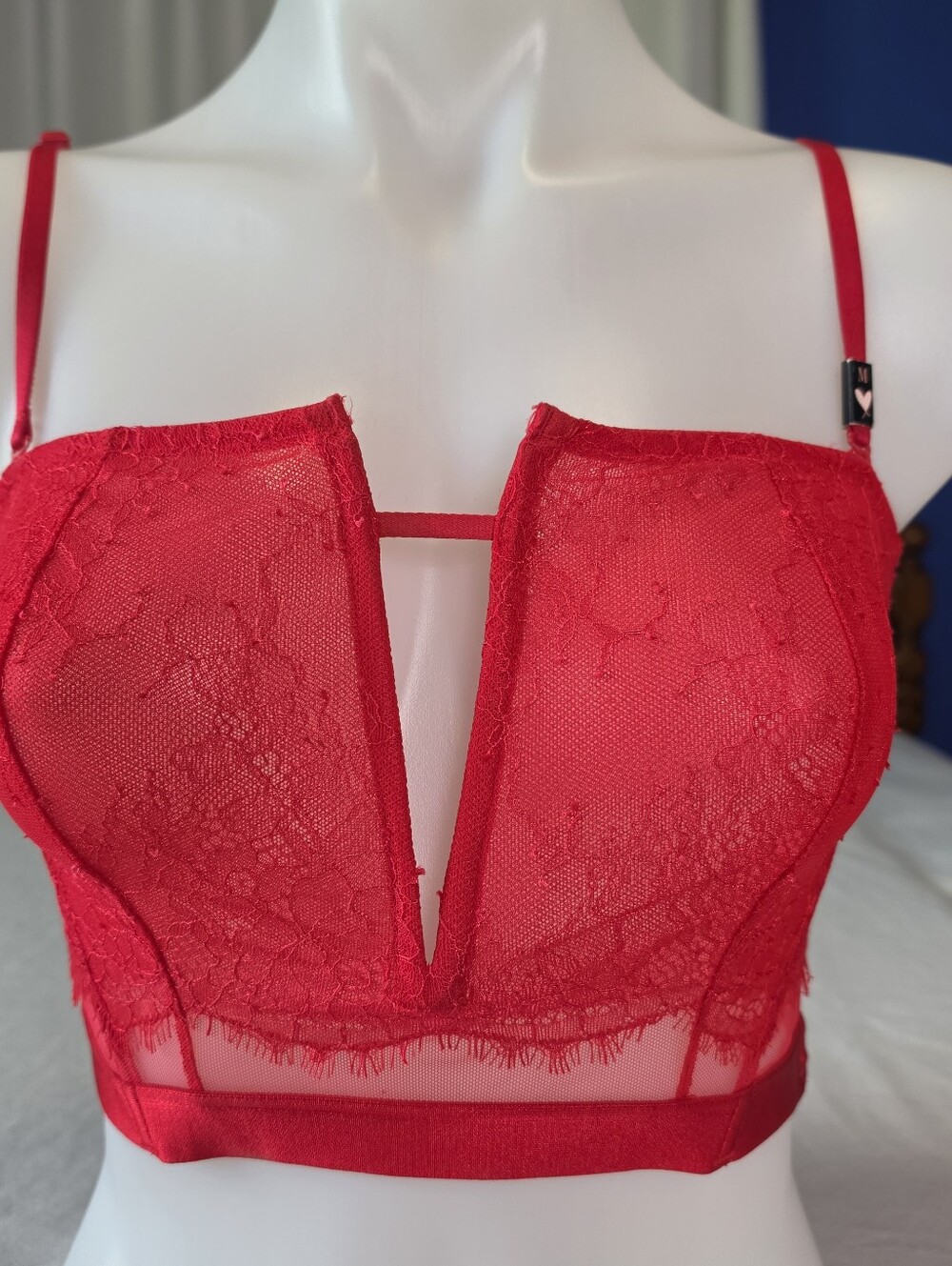 Victoria's Secret Very Sexy Long Line Strapless Unlined Red Lace Bra Size M NWT